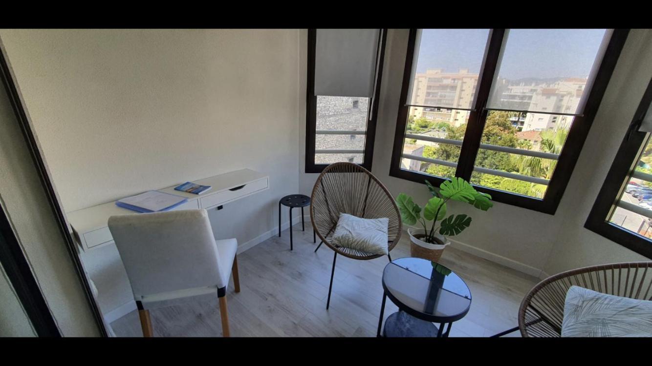 Beautiful Apartment Design Next To The Sea أنتيب المظهر الخارجي الصورة
